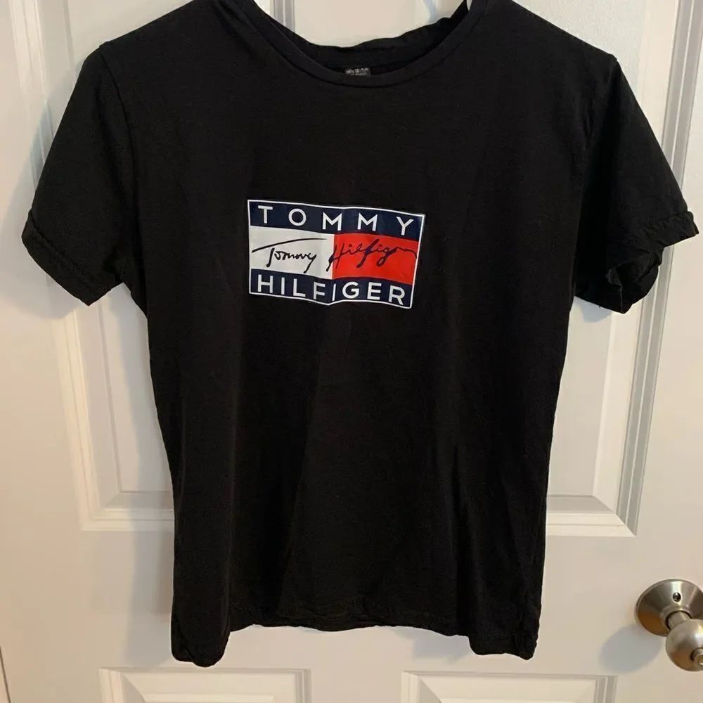 Tommy Hilfiger small vinyl T-shirt short sleeve black